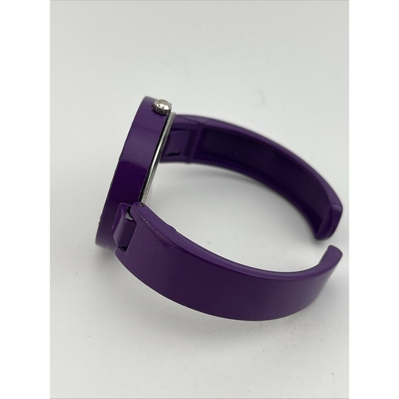 Geneva Platinum Peace Sign Watch Women‎ 36mm Purple Bangle Band- New Battery - Picture 7 of 8